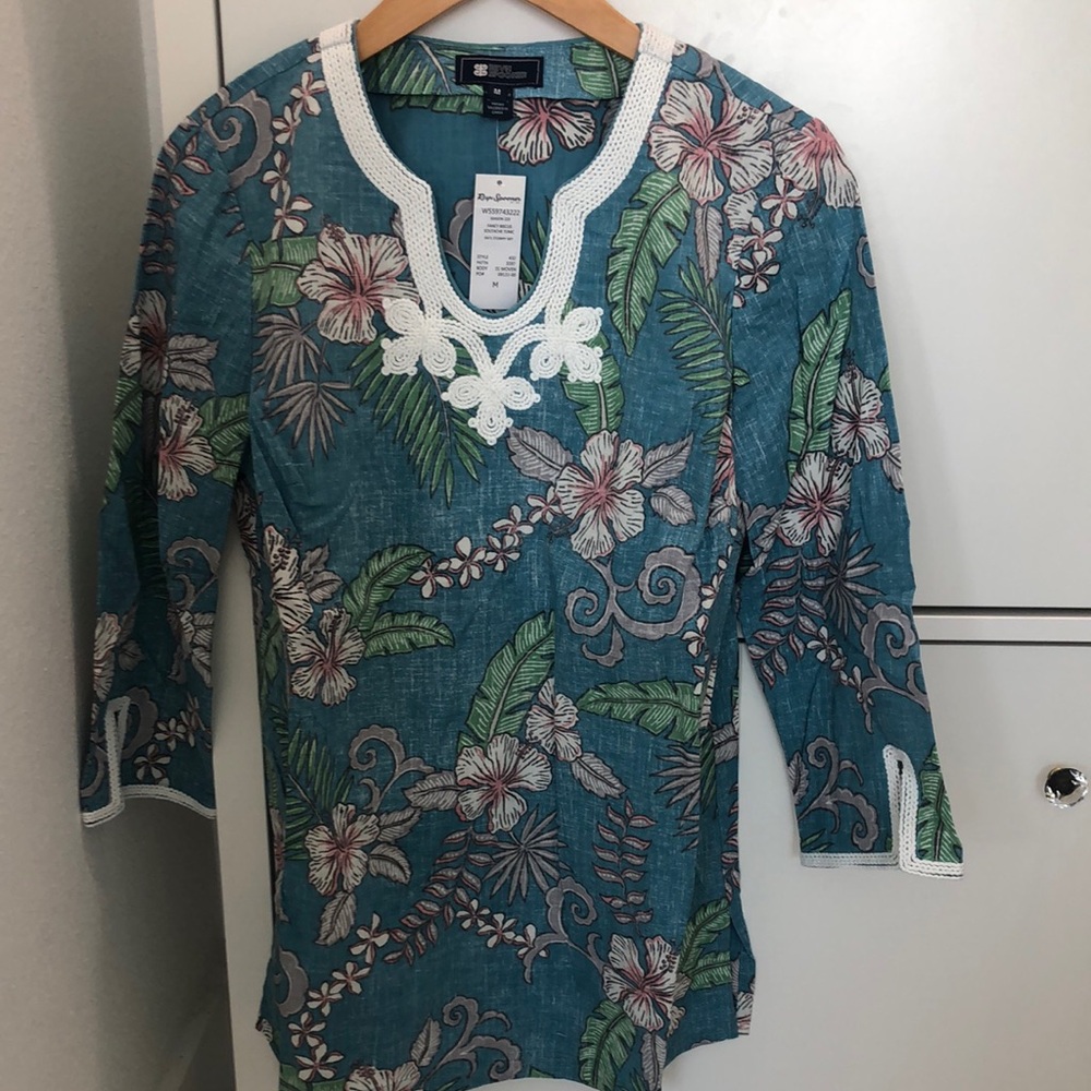 Reyn Spooner women’s tunic